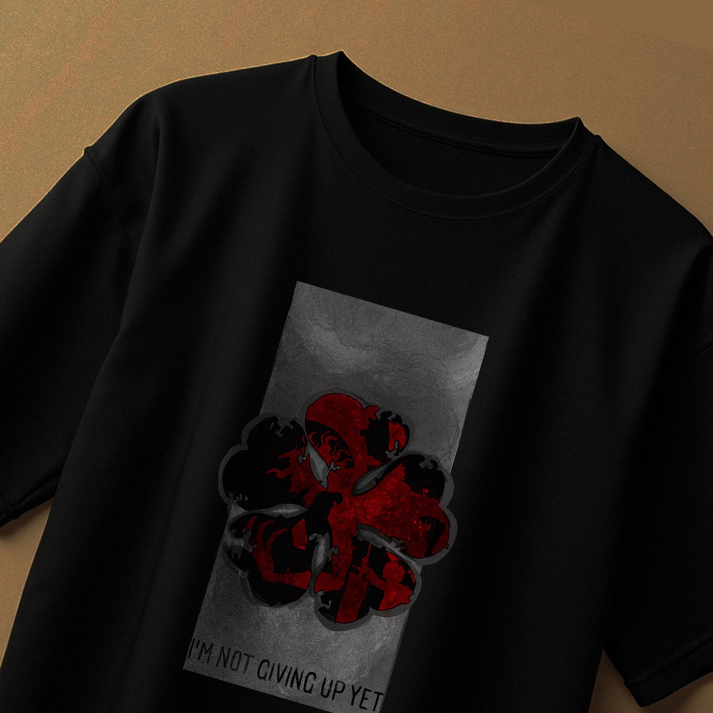 CLOVER - OVERSIZED TSHIRT